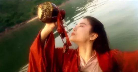 张雨绮版东方不败，经典重塑，新魅力绽放